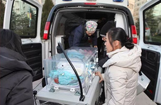 云龙县妇婴监护型护送